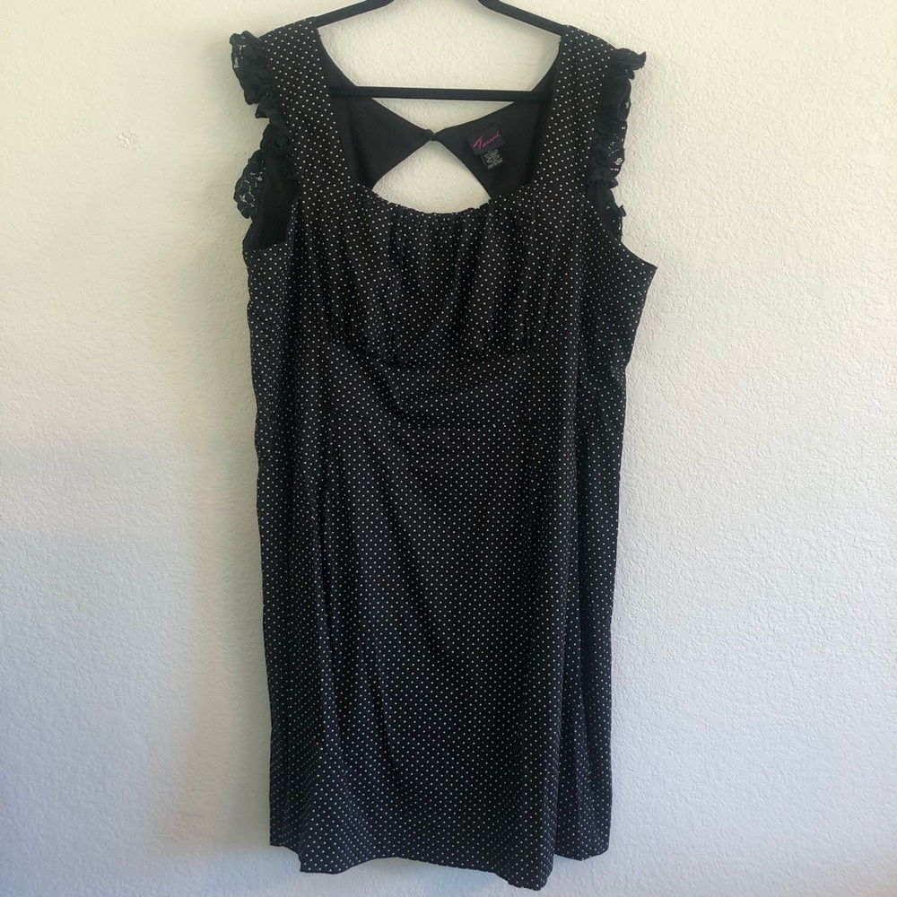 Torrid Black and White Polka Dot Sheath Dress Lace Cap Sleeves